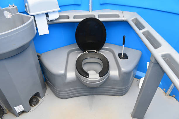 Portable Toilet Options We Offer in Aromas, CA